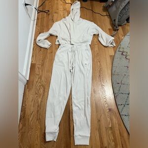 Alo Matching Set, off white, size small, worn twice